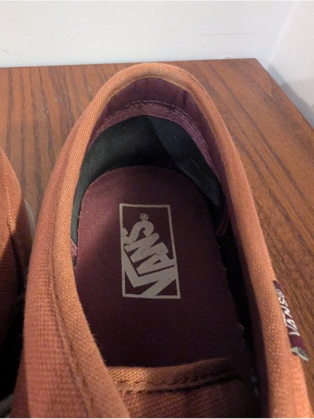 Vans Men’s Cognac Canvas Low Top Sneakers Size 10.5 - Picture 9 of 13